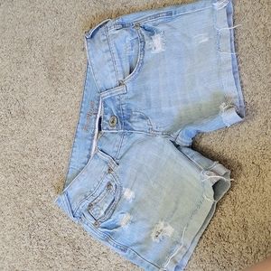 Low rise midi shorts